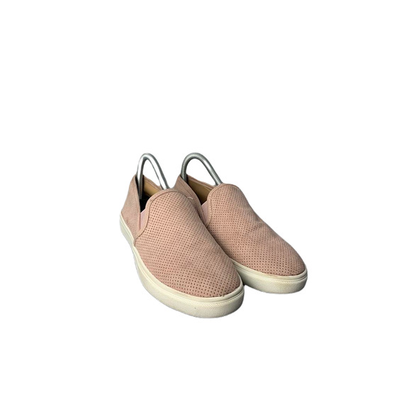 Steve Madden Girls Pink Perforated Slip-On Sneakers Size 5 - Picture 1 of 8